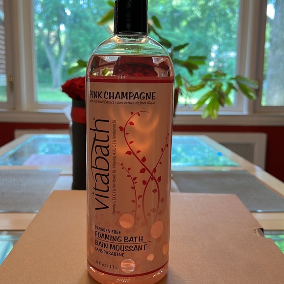Vitabath Foaming Bath Pink Champagne 38oz - Picture 2 of 10